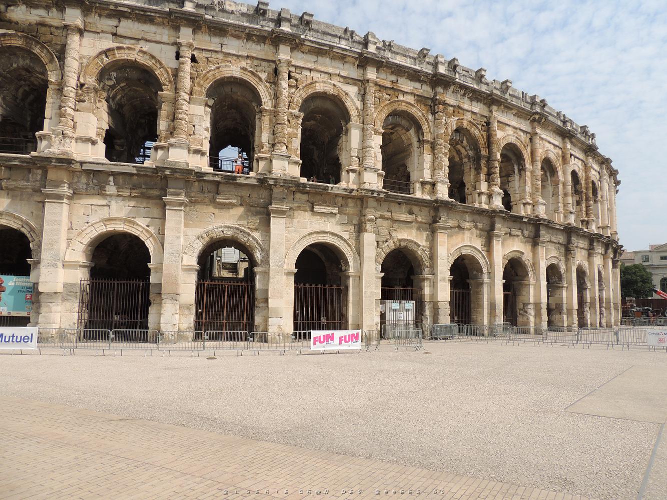 2022 07 UN AIR DE VACANCES LE 22 NIMES (9).JPG -           